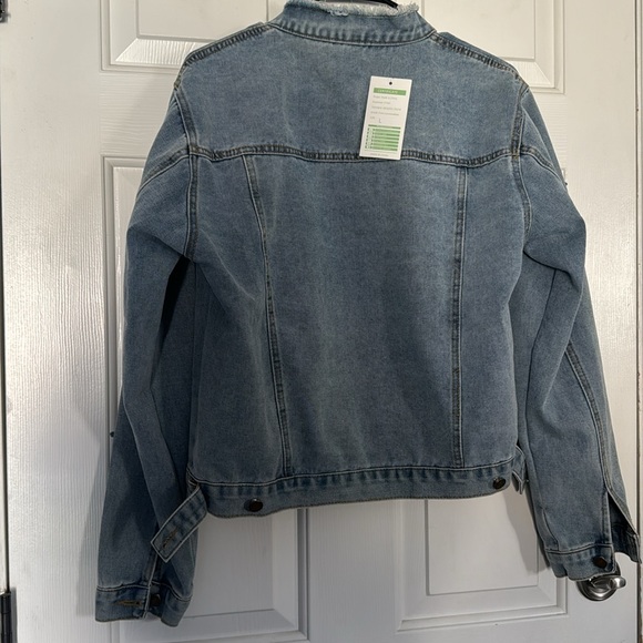 Jean jacket - Picture 8 of 9